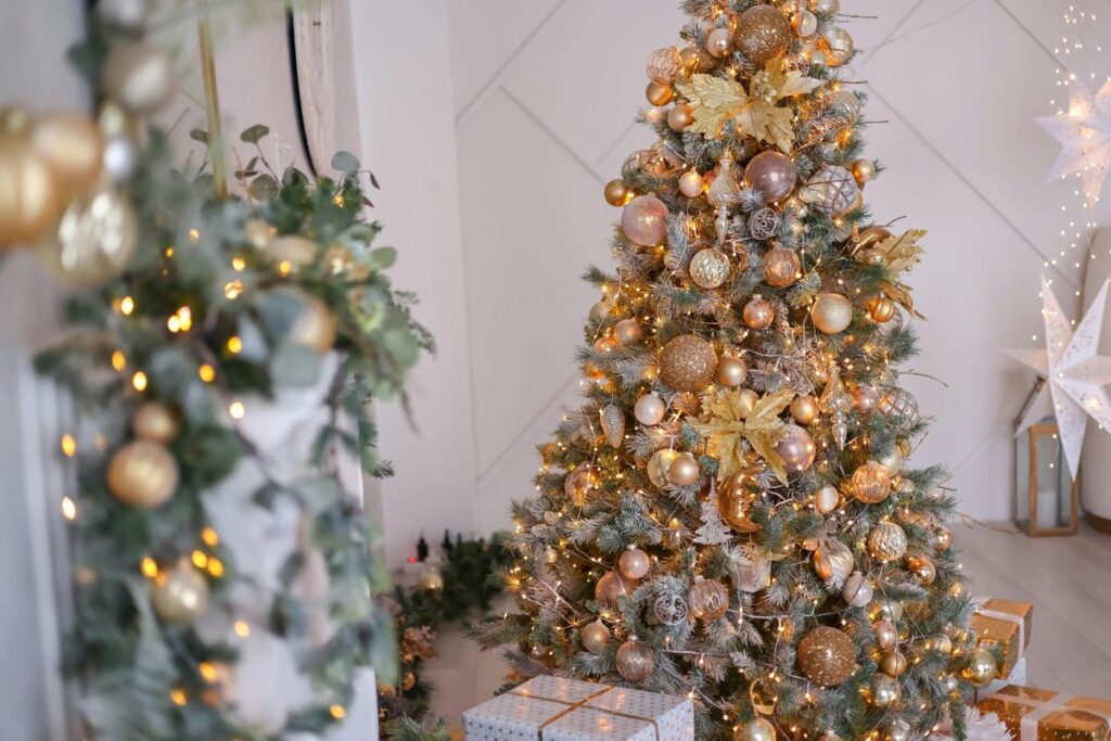Christmas and Holiday Lighting