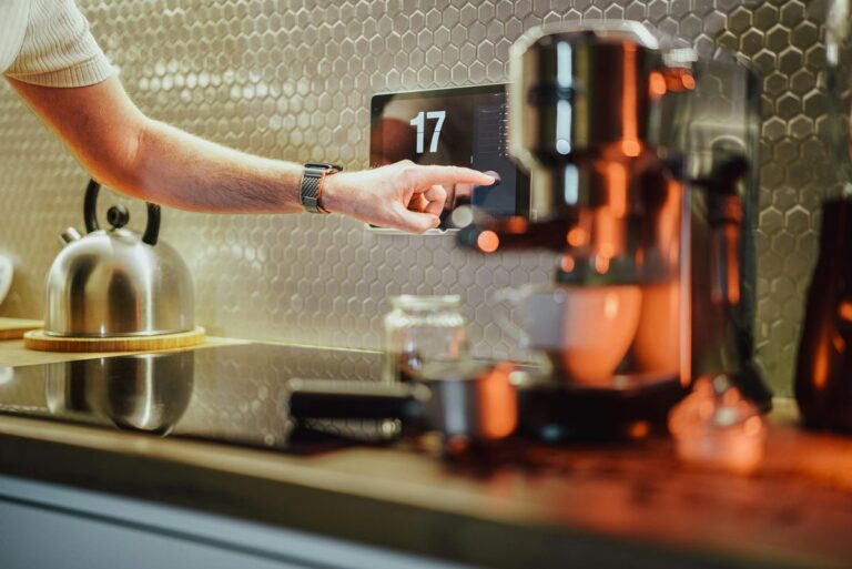 Experience the Comfort and Convenience of a Smart Home