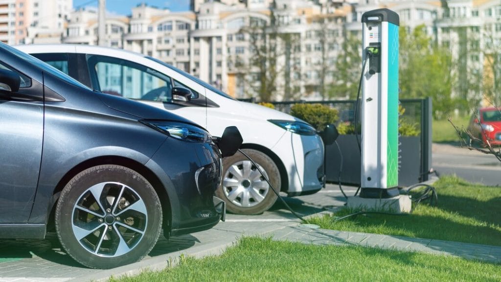 Commercial Ev Charging Stations: Best 2026 Roi Guide